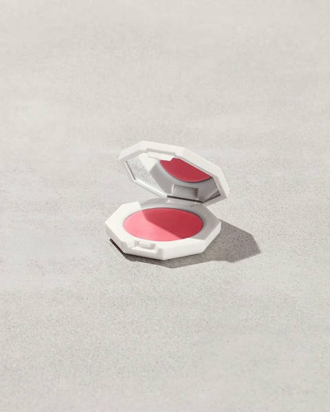 Fenty Beauty — Cheeks Out Freestyle Cream Blush — Pinky Promise