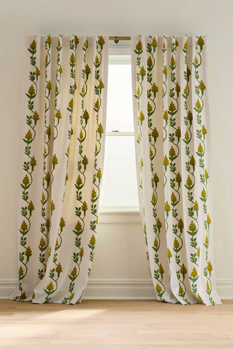 Anthropologie — Rideau floral en coton brodé Florence
