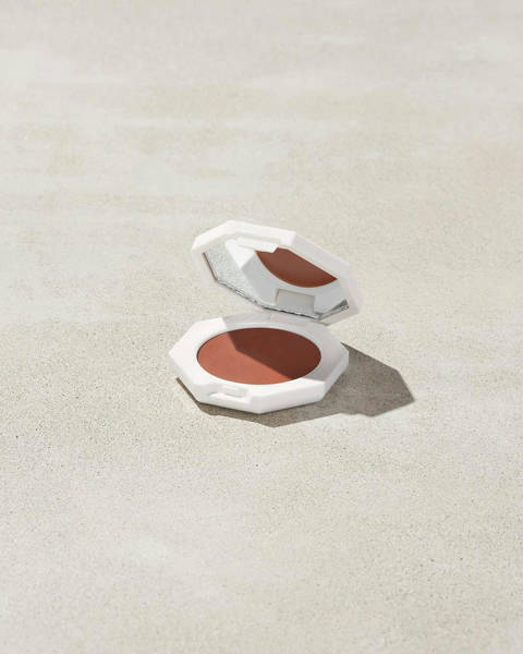 Fenty Beauty — Cheeks Out Freestyle Cream Blush — Rosé Latte