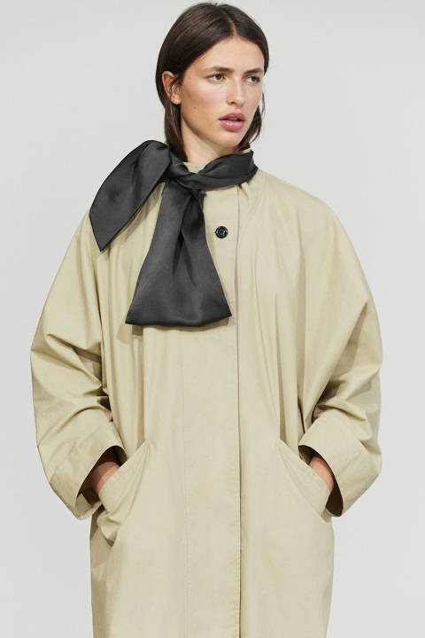 Massimo Dutti — Écharpe satinée
