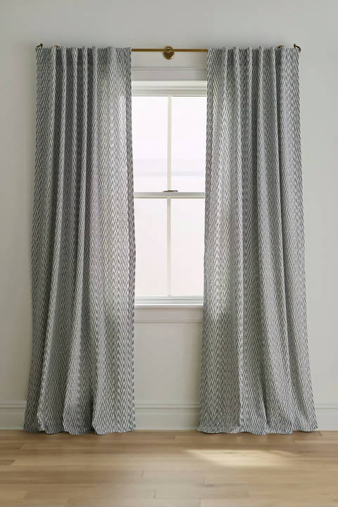 Anthropologie — Rideau en coton Ikat