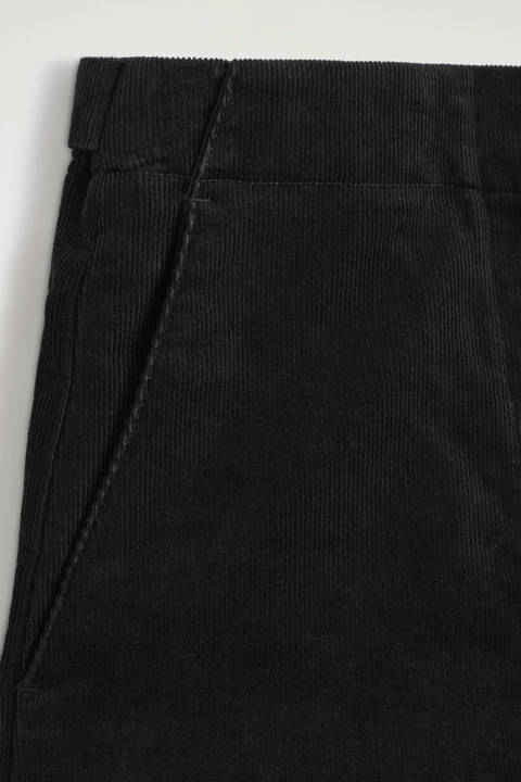 COS — Pantalon barrel en velours côtelé