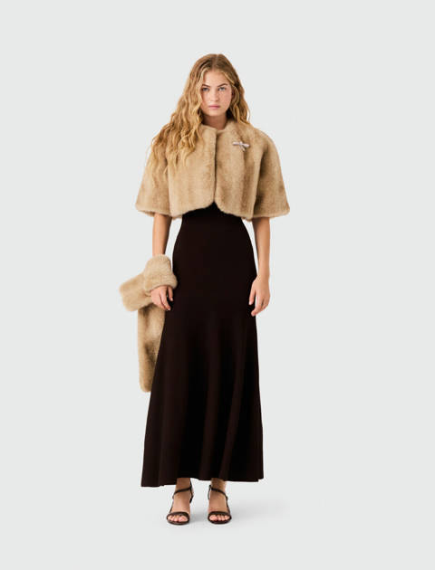 Maje — Veste courte en fausse fourrure – Beige