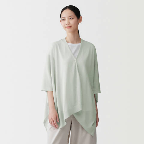 MUJI — Cape boutonnée en coton à haute torsion