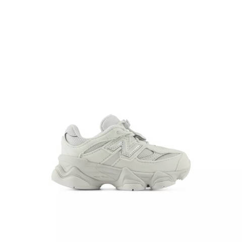 New Balance — 9060
