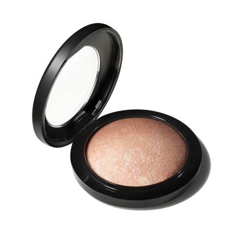 MAC Cosmetics — Mineralize Skinfinish