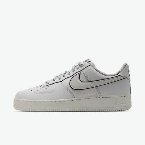 Nike — Nike Air Force 1 '07 LV8