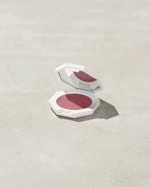 Fenty Beauty — Cheeks Out Freestyle Cream Blush — Cool Berry