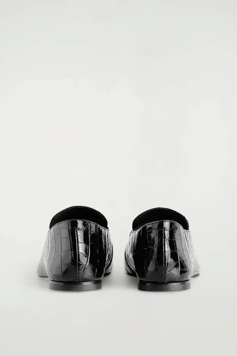 COS — Mocassins en cuir imitation croco