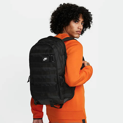 Nike — Nike Sportswear RPM