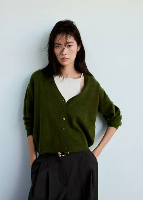 Mango — Cardigan col V boutons