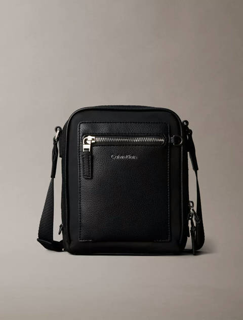Calvin Klein — Sac reporter en bandoulière