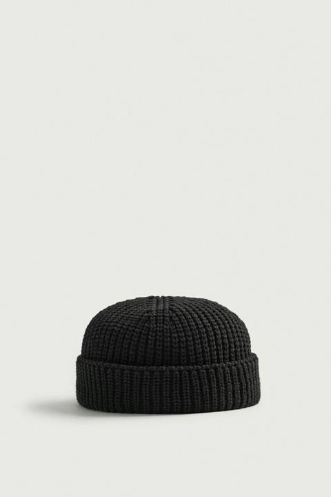 Zara — Bonnet court en maille mélange coton