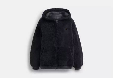 Coach — Coach Sweat à Capuche Zippé Oversize en Shearling