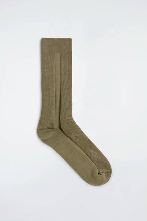 COS — Chaussettes en maille de soie mélangée