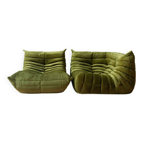 Selency — Ensemble de fauteuil d'angle et de salon Togo en velours vert olive.