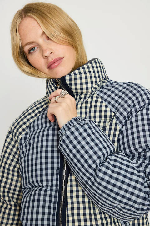 Anthropologie — Veste matelassée réversible Opal Damson Madder
